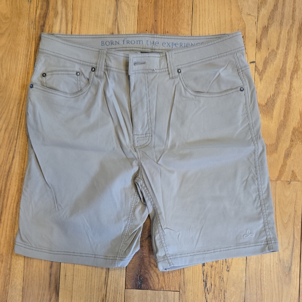 Prana Mens Breathe Shorts Size 36W X 9L In Light Tan